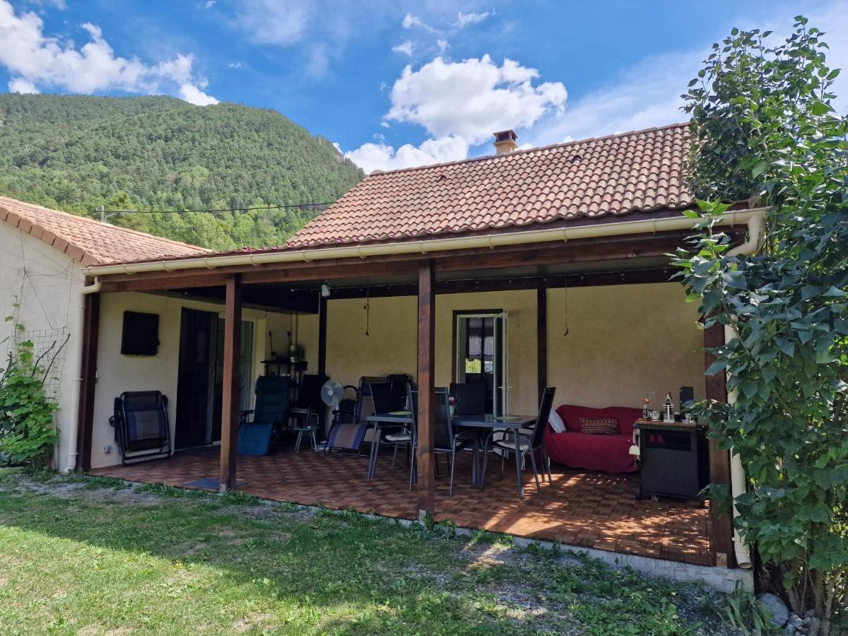 Chambre Aux Gorges De Daluis Guillaumes Ngoại thất bức ảnh